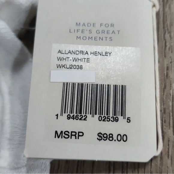 Faherty Henley Allandria White Five Button Oversized Short Sleeve Top Sz Medium - Picture 4 of 8